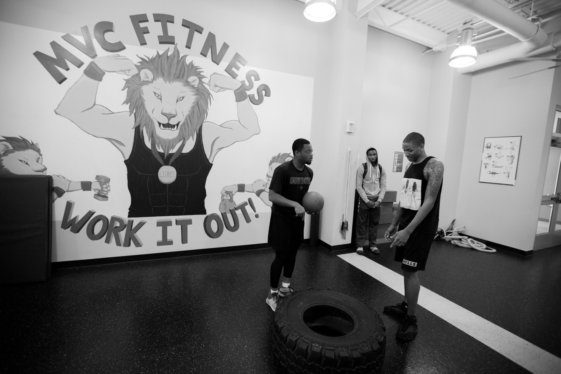 MVC FITNESS , WORK IT OUT!