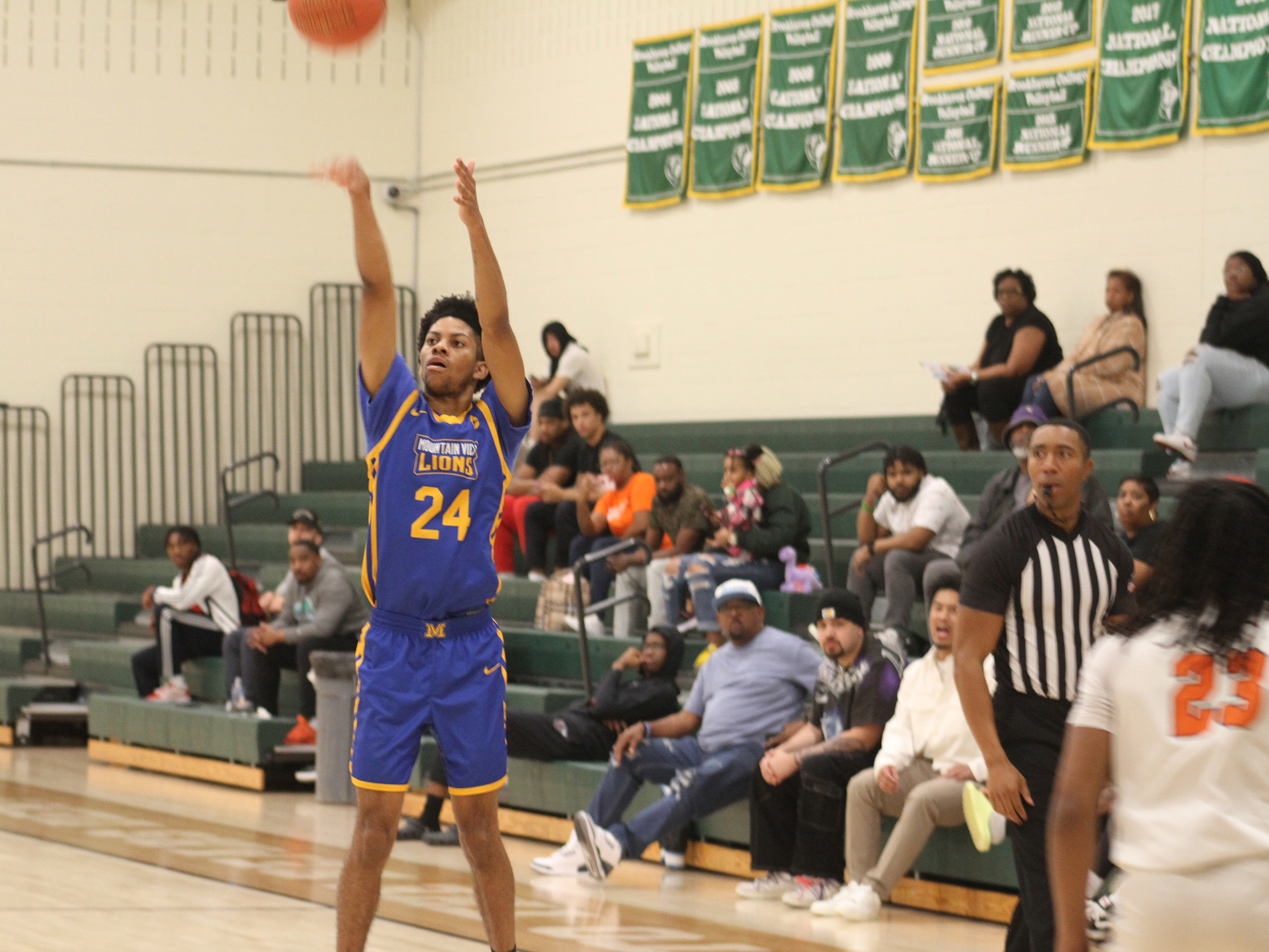 Lions Reach District Semifinals after Solving Suns